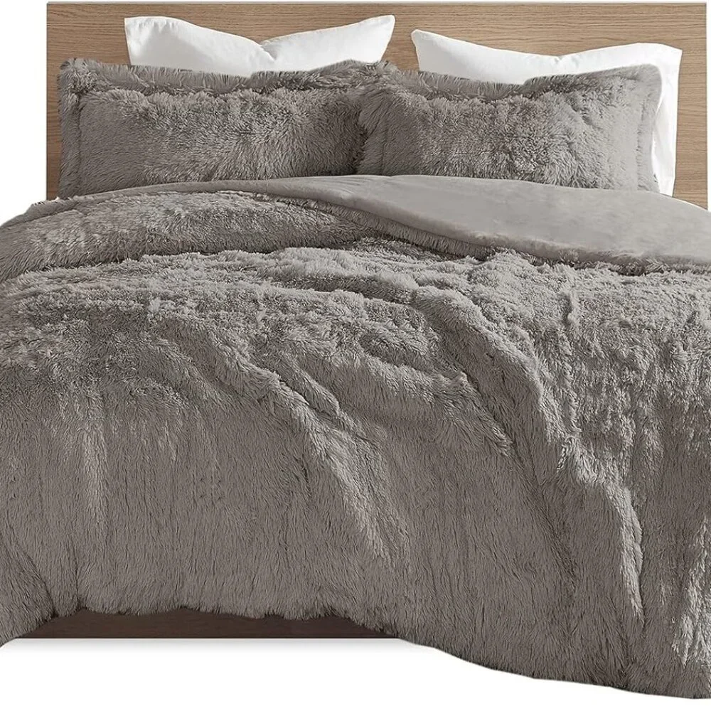 Shaggy Duvet with Quilted Box Design